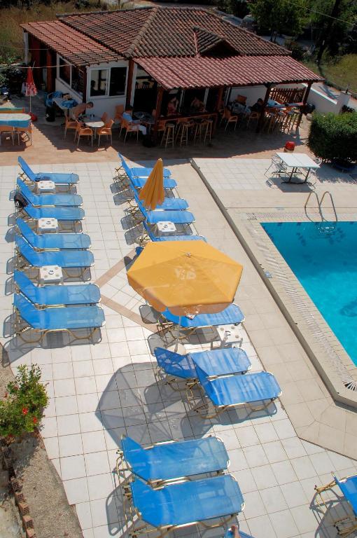 Britannia Hotel Agrilia Quarto foto